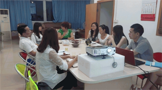 毅廷喇叭廠(chǎng)勇敢邁出第一步就是我們最大勝得 —牛商爭(zhēng)霸死黨互動(dòng)學(xué)習(xí)共成長(zhǎng) 毅廷喇叭廠(chǎng)勇敢邁出第一步就是我們最大勝得 —牛商爭(zhēng)霸死黨互動(dòng)學(xué)習(xí)共成長(zhǎng)