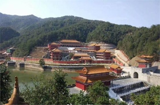 172-1F31QH411945.jpg 172-1F31QH411945.jpg