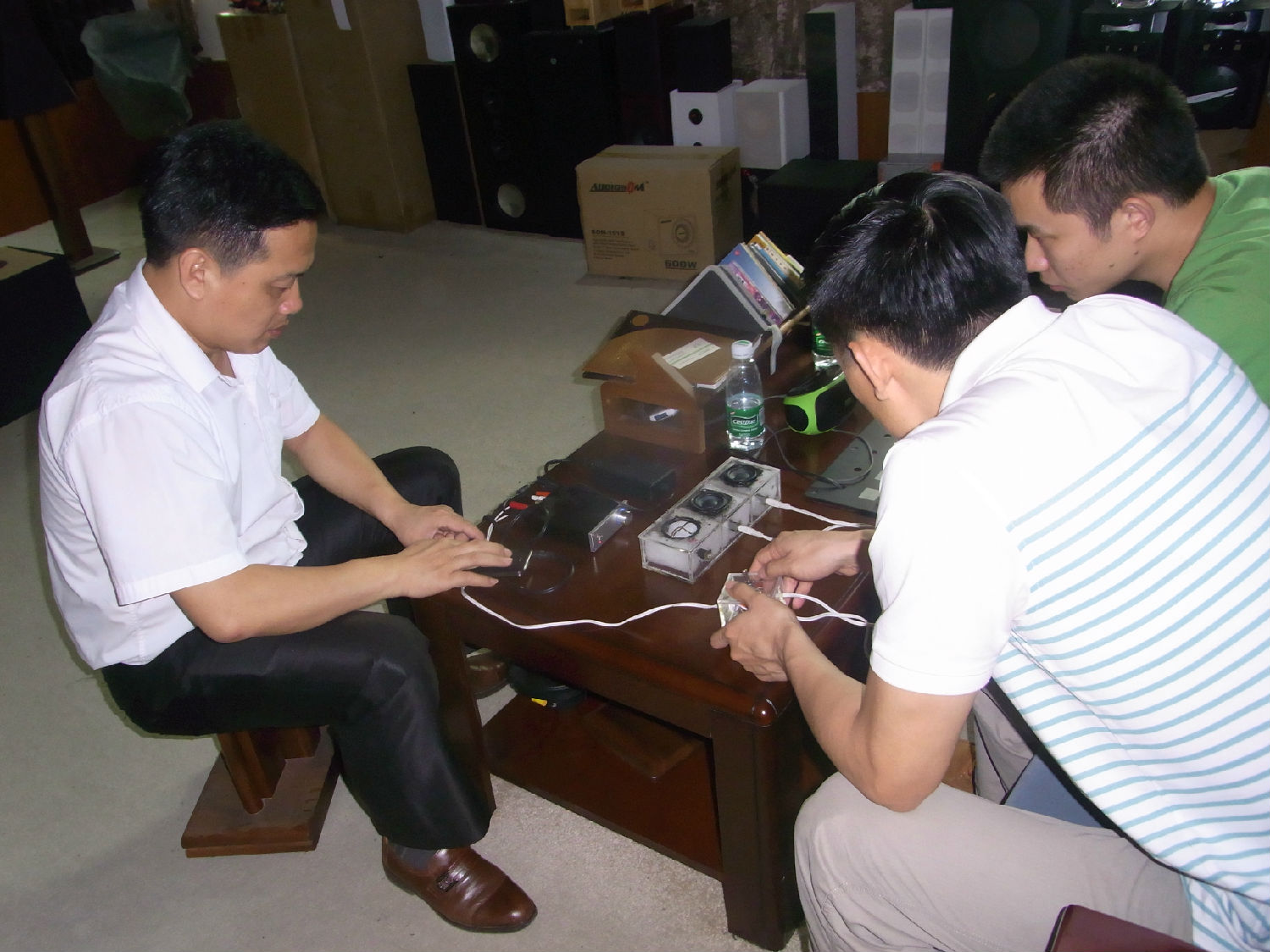 送給毅廷喇叭廠(chǎng)的銷(xiāo)售人員！